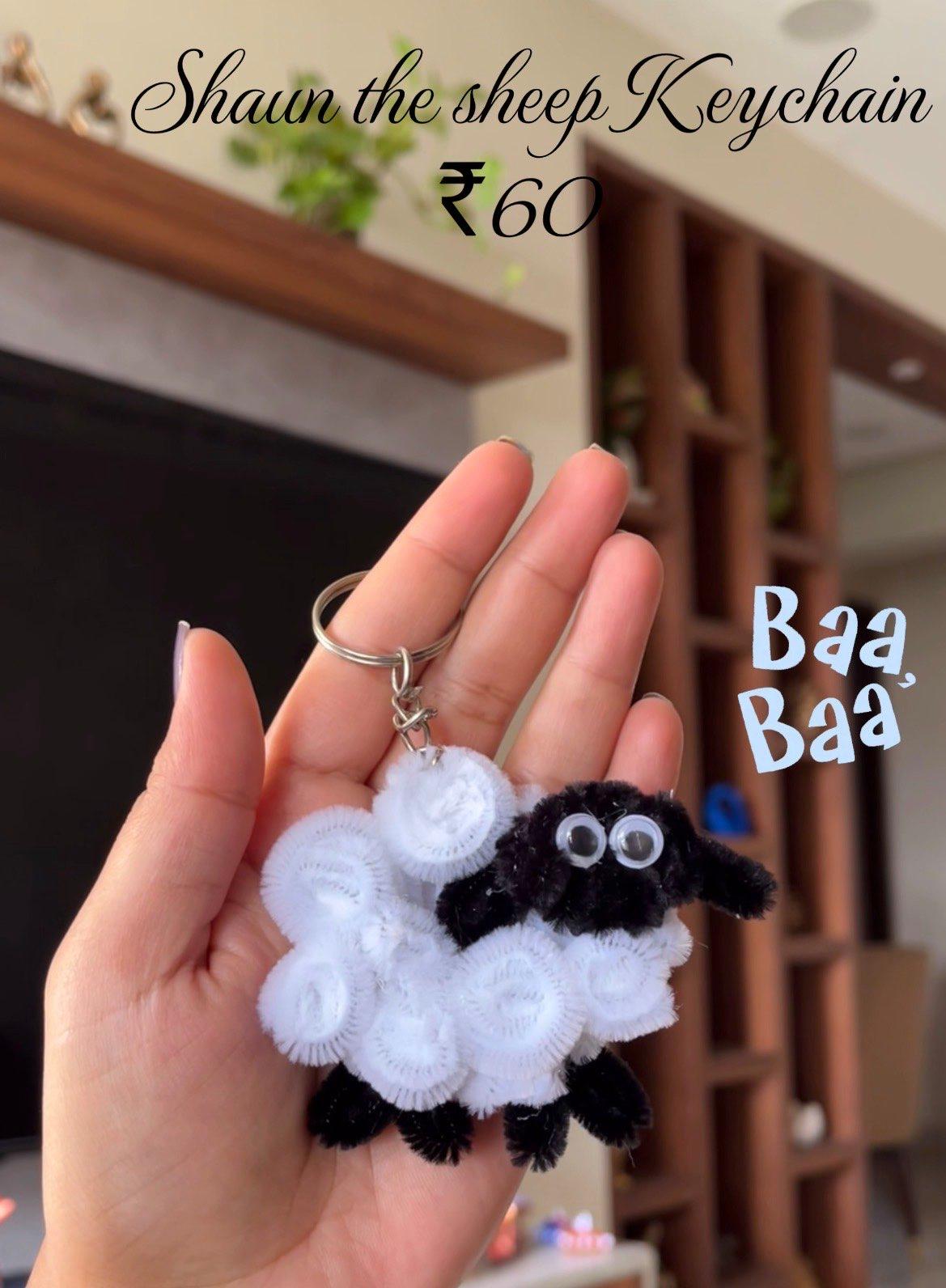 Shaun the 🐑keychain - Image 1