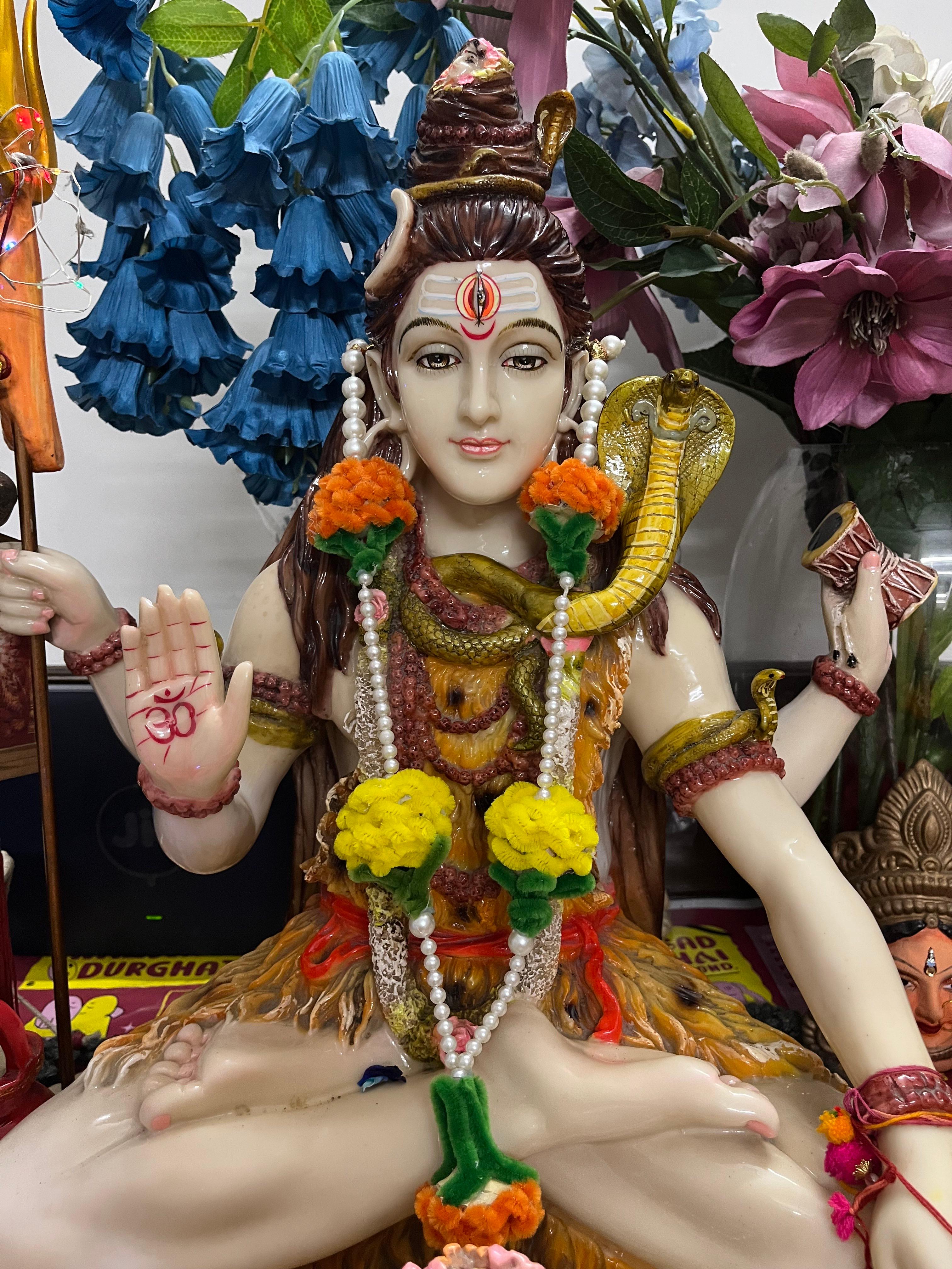 Genda Mala - small pearl (5 Flower) - Image 1